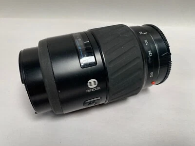 Vintage Minolta Maxxum AF Zoom 70-210mm 1:3.5 (22) - 4.5  Camera Lens (A8) - Image 1 of 4