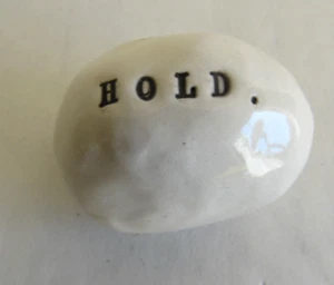 Vintage Rae Dunn Schreibmaschine Stone Pre-Magenta Word Hold - Bild 1 von 6