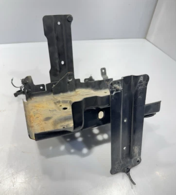 2009 NISSAN ROGUE BATTERY TRAY GENUINE OEM NISSAN PART HOLDER TIE DOWN - Image 1 of 4