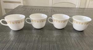 Juego de 4 tazas de té/café vintage Pyrex Corning Ware Corelle Butterfly doradas - Imagen 1 de 8