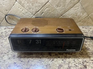 Vintage Panasonic RC-6035 Flip Clock Radio - Light Does not Work - Picture 1 of 3