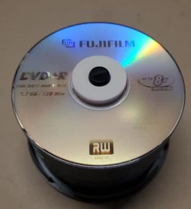 FUJIFILM DVD+R 120 MIN 4.7 GB 1x to 8x, 100 Discs - Picture 1 of 3