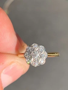 Anillo con racimo de diamantes y platino de oro de 18 quilates art deco años 20 - Imagen 1 de 8