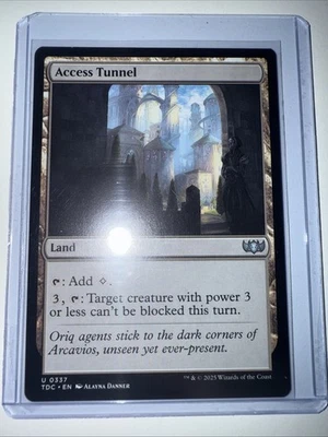 Access Tunnel Commander: Tarkir: Dragonstorm Regular - Image 1 of 2