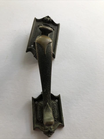 VINTAGE SOLID BRASS 11 INCH FRONT DOOR HANDLE NEAT! Cover