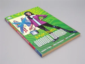 Diana Prince Wonder Woman graphic novel paperback book (DC Comics) - Picture 1 of 1