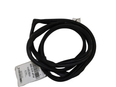 2007-2012 Kia Rondo Passenger Rear RR Window Channel Used OEM 835101D000  - Image 1 of 4