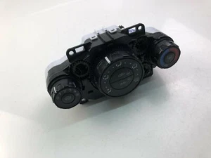 E3191 FORD FIESTA VI Van 2011 Climate Control Unit 8A61-19980-DF - Picture 1 of 4