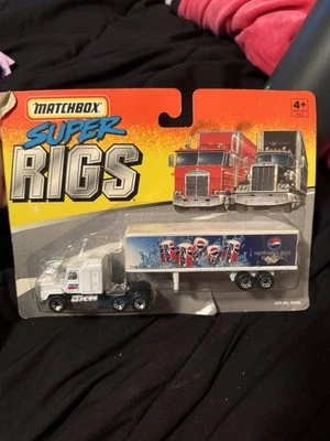 Remolque semi largo Matchbox Super Rigs 1:97 Mack CH600 Pepsi Foto 1 de 2