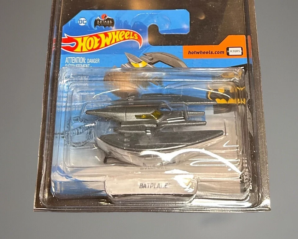 Hot Wheels Short Card (2020) HW BATMAN BATPLANE Gray 1/5 + Case.  - Image 1 of 1