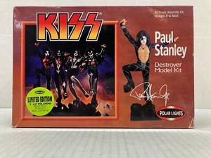 POLAR LIGHTS  PAUL STANLEY "KISS"  DESTROYER  MODEL KIT - Picture 1 of 5