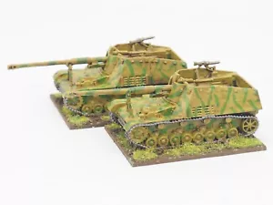 15MM WW2 GERMAN HORNISSE 8.8CM TANK HUNTERS X 2. PAINTED. BLUE 454 - Foto 1 di 4