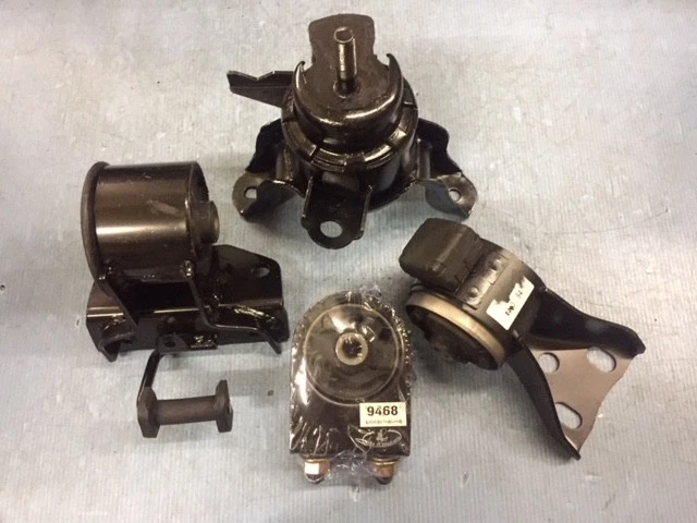 Комплект креплений двигателя и трансмиссии 4 шт для двигателя Mazda MPV 2,5 л 3,0 л 2000-2006 годов выпуска - Изображение 1 из 4