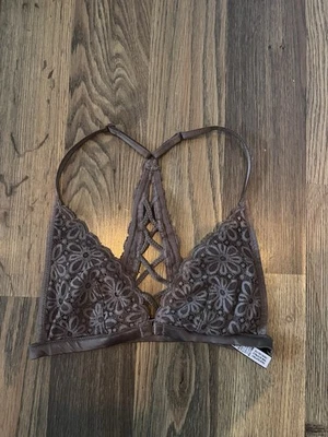 Victoria’s Secret Women’s Lace Lilac Racer Back Bralette XS - Image 1 of 4