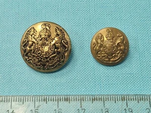 UNITED KINGDOM British Army - set of 2 WW2 General Service buttons: 32 mm 26 mm - Picture 1 of 2