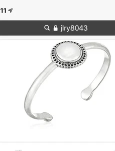 $39 Lucky brand silvertone imitation pearl cuff bracelet Lc155 - Picture 1 of 6