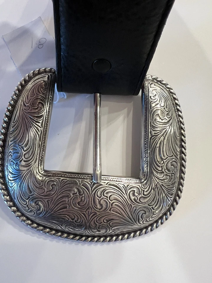 Cinturón Brighton Nuevo con Etiquetas Cuero Marrón Pradera Hebilla Plateada Azul Teal Flores Talla 30 Foto 1 de 4