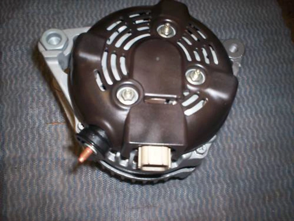 ALTERNADOR LEXUS RX330 3.3L 04-06/TOYOTA CAMRY 3.0L 04 05 06 & 3.3 04-05 06  Foto 1 de 1