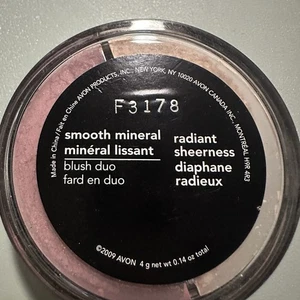 Auslaufmodell Avon Smooth Mineral Blush - NEU & VERSIEGELT - Radiant Sheerness - Bild 1 von 2