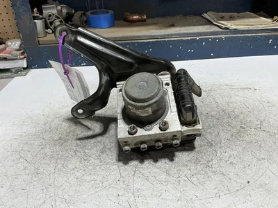 Anti-Lock Brake Part Modulator Assembly Sedan CVT Sport Fits 2014 ACCORD 860818 - Image 1 of 4
