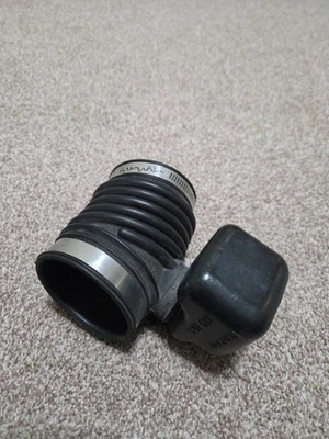 Manguera de aire OEM 2,7 L V6 ADMISIÓN DE AIRE SUZUKI XL-7 2001-2005 Foto 1 de 4