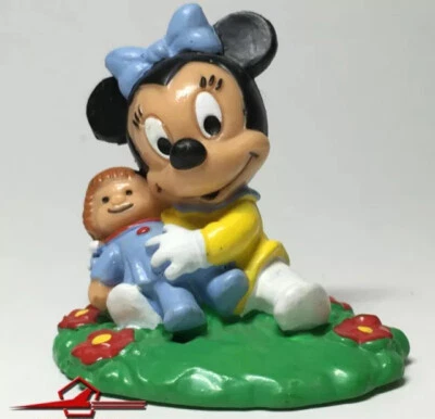 MINNIE MOUSE BABY WITH DOLL. FIGURE PVC 6 cm. DISNEY BULLYLAND GERMANY 1987  - Imagen 1 de 2