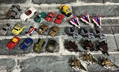 Lote de 27 Micro Máquinas Vintage Road Champs Etc. Coches y aviones militares Foto 1 de 4