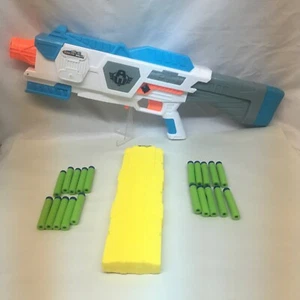 Buzz Bee Toy Air Gun Warriors Ultra Tek Motorized Brute 23” w/ Magazine 20 Darts - Picture 1 of 8
