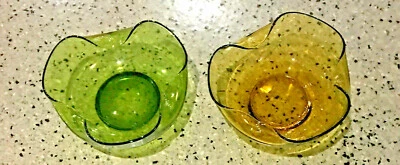 Vintage Anchor Hocking Serving Bowls 9.25" GREEN AMBER 2-Piece Set - Image 1 of 4