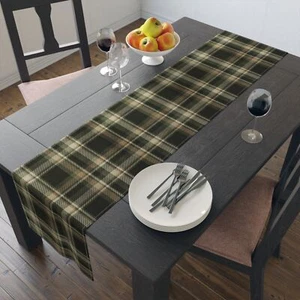 Table Runner (Cotton, Poly) - Green Pattern - Picture 1 of 14
