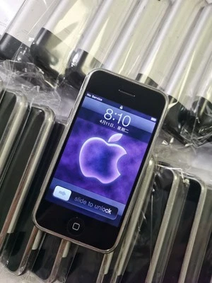 Apple iPhone 1st Generation 2G 2.5'' 2MP 8GB iOS - Image 1 of 4