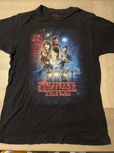 Vintage Style Netflix Stranger Things Season 1 Medium T Shirt - Picture 1 of 2