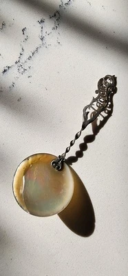 Antigua cuchara Webster Company de plata de ley 925 "Tacoma" y madreperla Foto 1 de 4