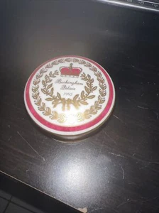 1995 The Royal Collection Porcelain Trinket Box Buckingham Palace Memorabilia - Picture 1 of 4