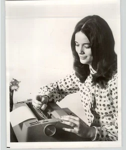Foto de prensa IBM Athabascan Indian Language TYPEWRITER Elements TECHNOLOGY 1975 - Imagen 1 de 2
