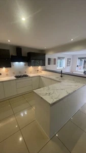 kitchen doors and Worktop replacements - Picture 1 of 14