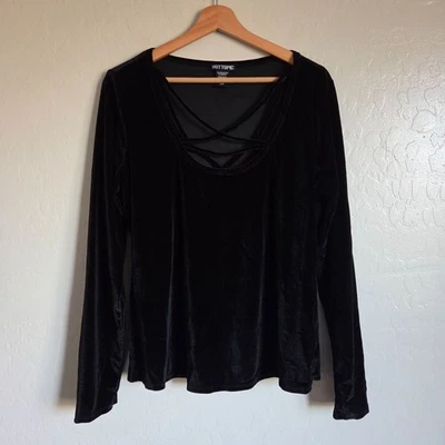 Blusa Top Hot Topic Terciopelo Tirantes Manga Larga Negra Talla Grande Gótico Vampiro Bruja Foto 1 de 4