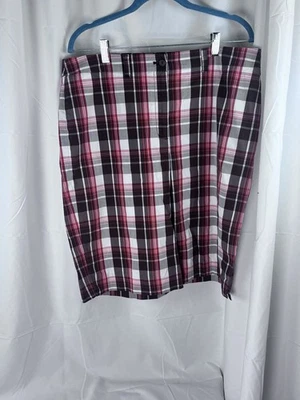 Anne Klein Sport Golf Shorts- Maroon,& White Plaid Bermuda  Size 14 NWOT - Image 1 of 4