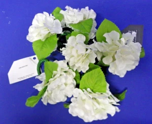 White Flowers Set of 6 Napkin Rings by Market Square New - Picture 1 of 5