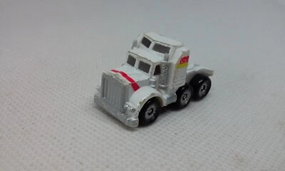 Vintage Micro Machines Kenworth Cab Semi Truck white 1 1/4" Trailer Galoob 1987 - Image 1 of 4