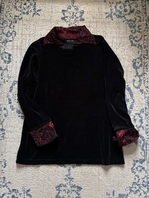 schwarzer Samt Trachten Pullover Brokat Manschetten Kragen Burgunderrot - Bild 1 von 4