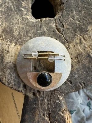 Vintage Sterling Bicolore Studio Design Onice Nera Rotondo Spilla/Pin 3.8cm - Immagine 1 di 4