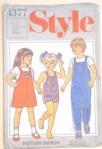 UNCUT Style 4377 Dungaree Romper Playsuit Jumpsuit & Pinafore Dress Age 4 5 6 - Picture 1 of 4