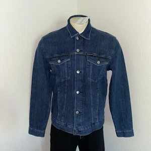 Chaqueta de mezclilla icónica de camionero Calvin Klein para hombre Indigo Essential NUEVA - Imagen 1 de 7