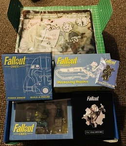 Fallout Loot Crate Original and Rare Bethesda (5) - Picture 1 of 2