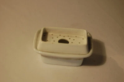 Ancien porte savon en porcelaine ,décoration intérieur - Photo 1/3