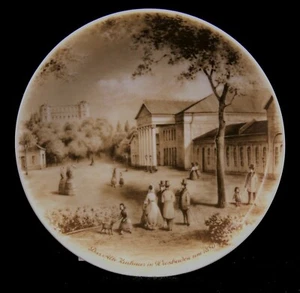 Berlin Design Wiesbaden From The Series of German City Plates  7¾" West Germany - Picture 1 of 2