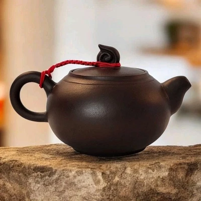 De colección Cerámica China Yixing Zisha Arcilla Púrpura Hecha a Mano Tetera Cuerda Trenzada 2.5"T Foto 1 de 4