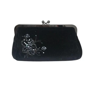 Express Black Velvet Clutch Purse With Sequin Floral Design & Kiss-Lock Closure - Picture 1 of 4