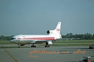 Impresión a color TWA Lockheed L-1011 N31024 en PHL junio de 1975 8""x12 - Imagen 1 de 1